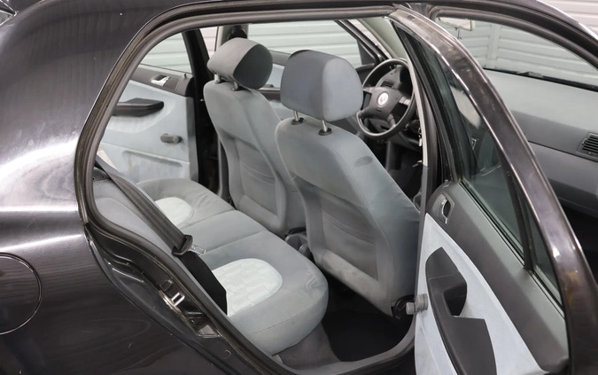Skoda Fabia cena 4400 przebieg: 212000, rok produkcji 2003 z Orzysz małe 106